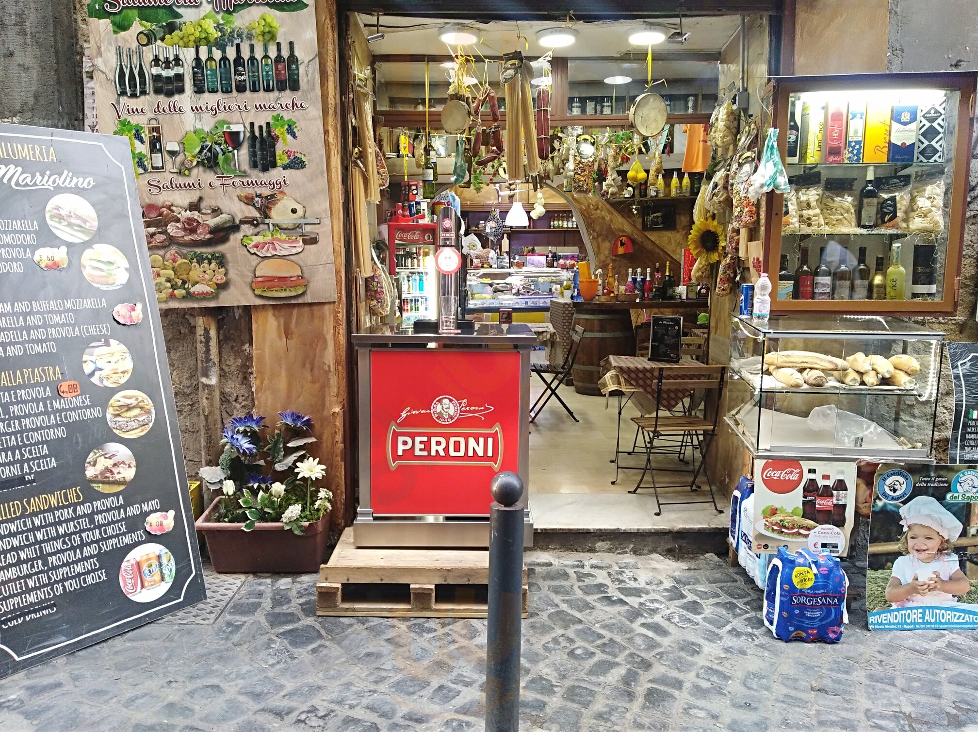 Foto 10 di Da Mariolino - Napoli
