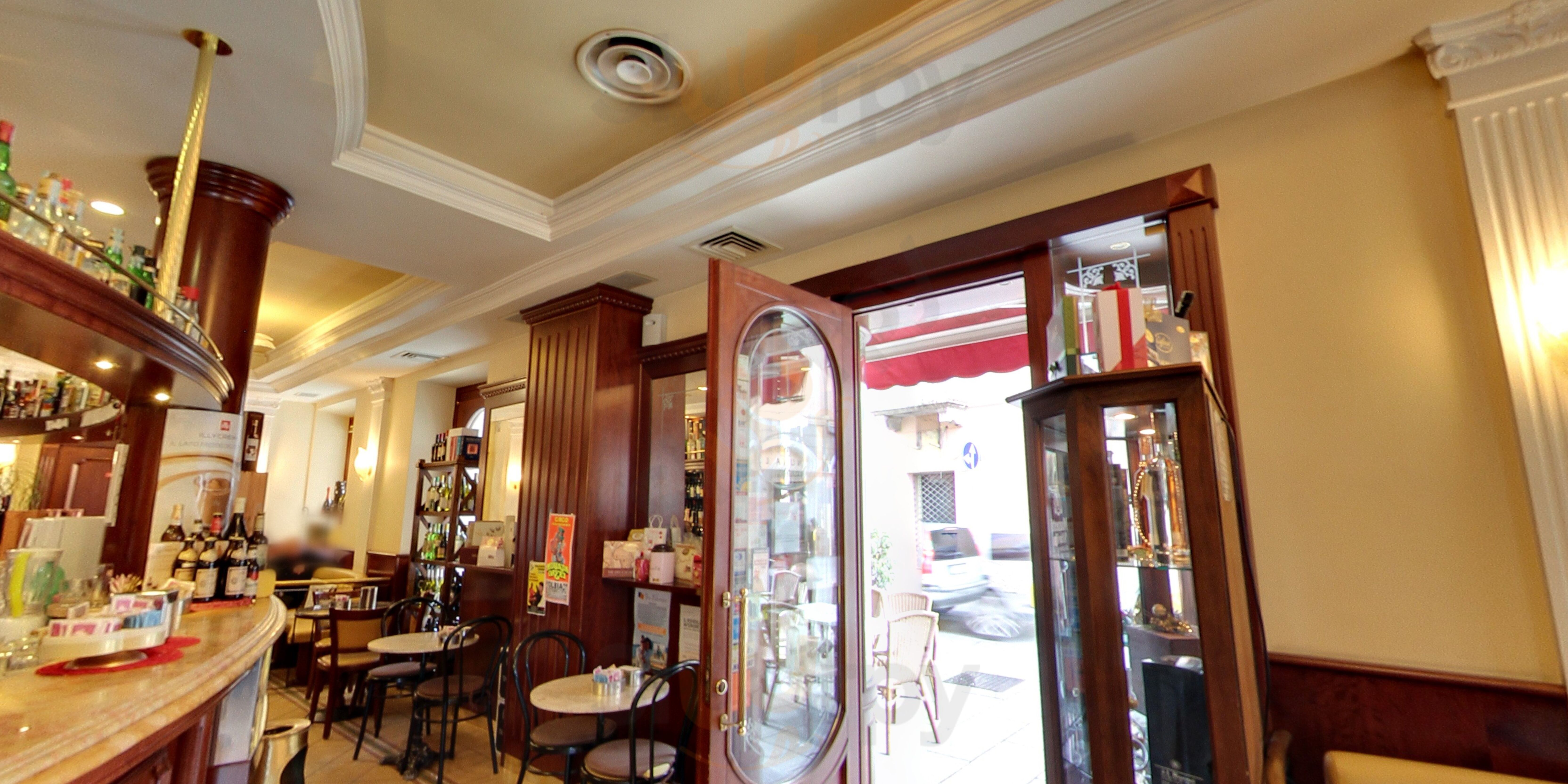 Foto 6 di Cafè Matteotti - Olbia