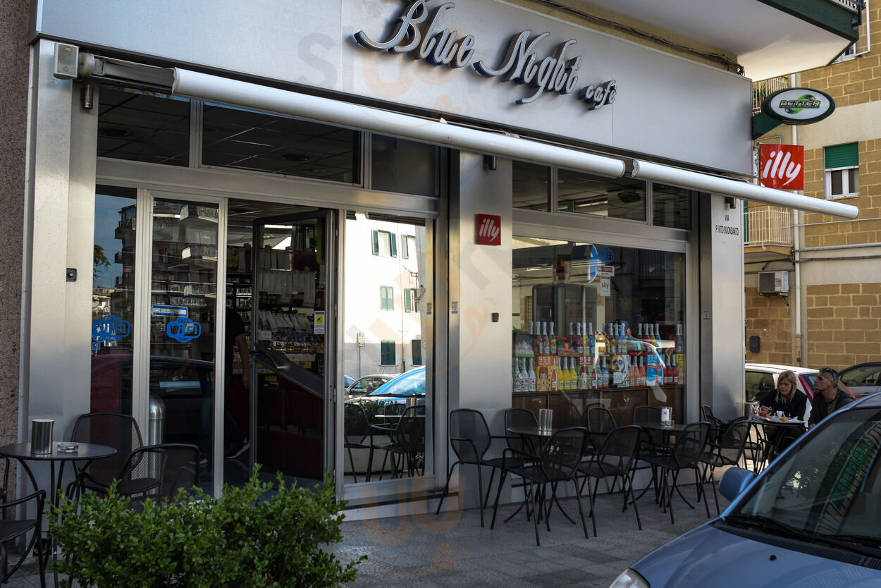 Foto 6 di Blu Night Cafè - Ostuni