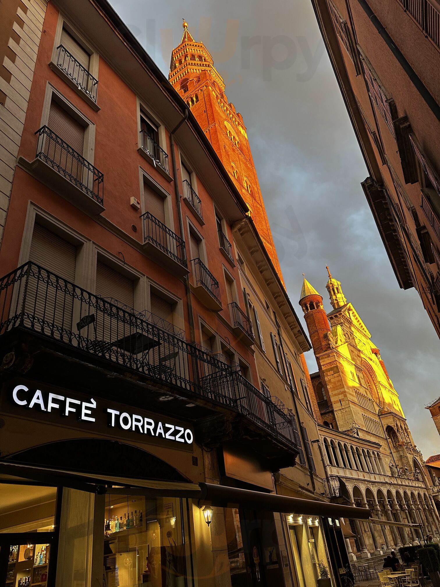 Foto 8 di Caffè Torrazzo - Cremona