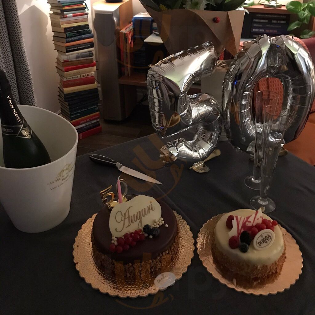 Foto di Pasticceria - Cioccolateria Di Rosa Vincenzo - 9/10