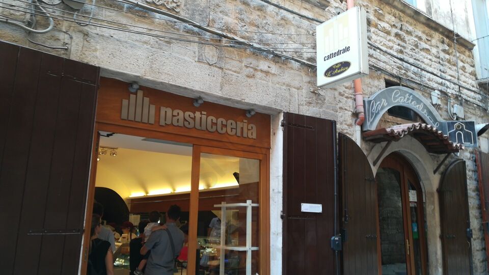 Foto 9 di Bar Cattedrale - Bisceglie