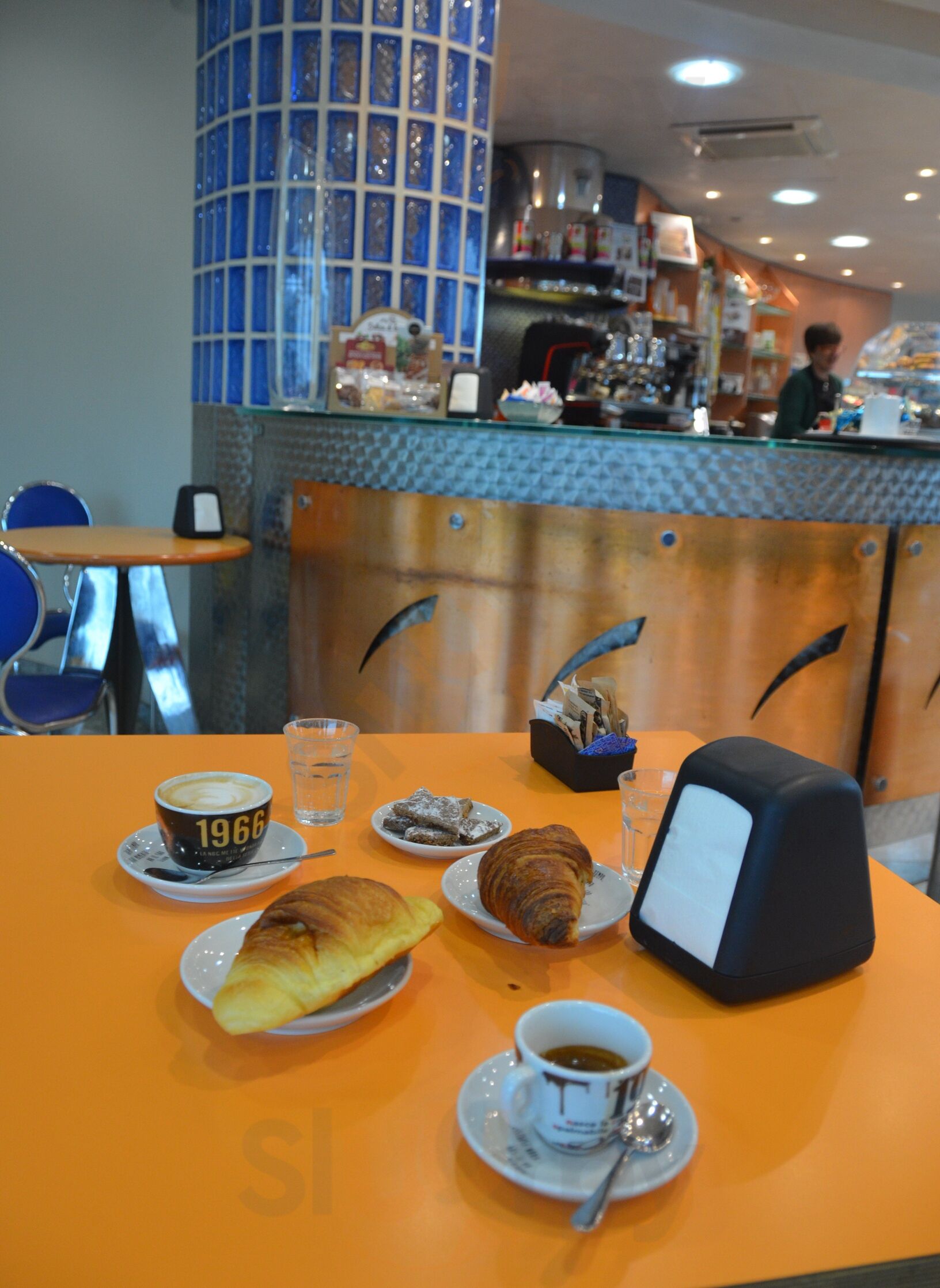 Foto 9 di Cafe Medea - Alba