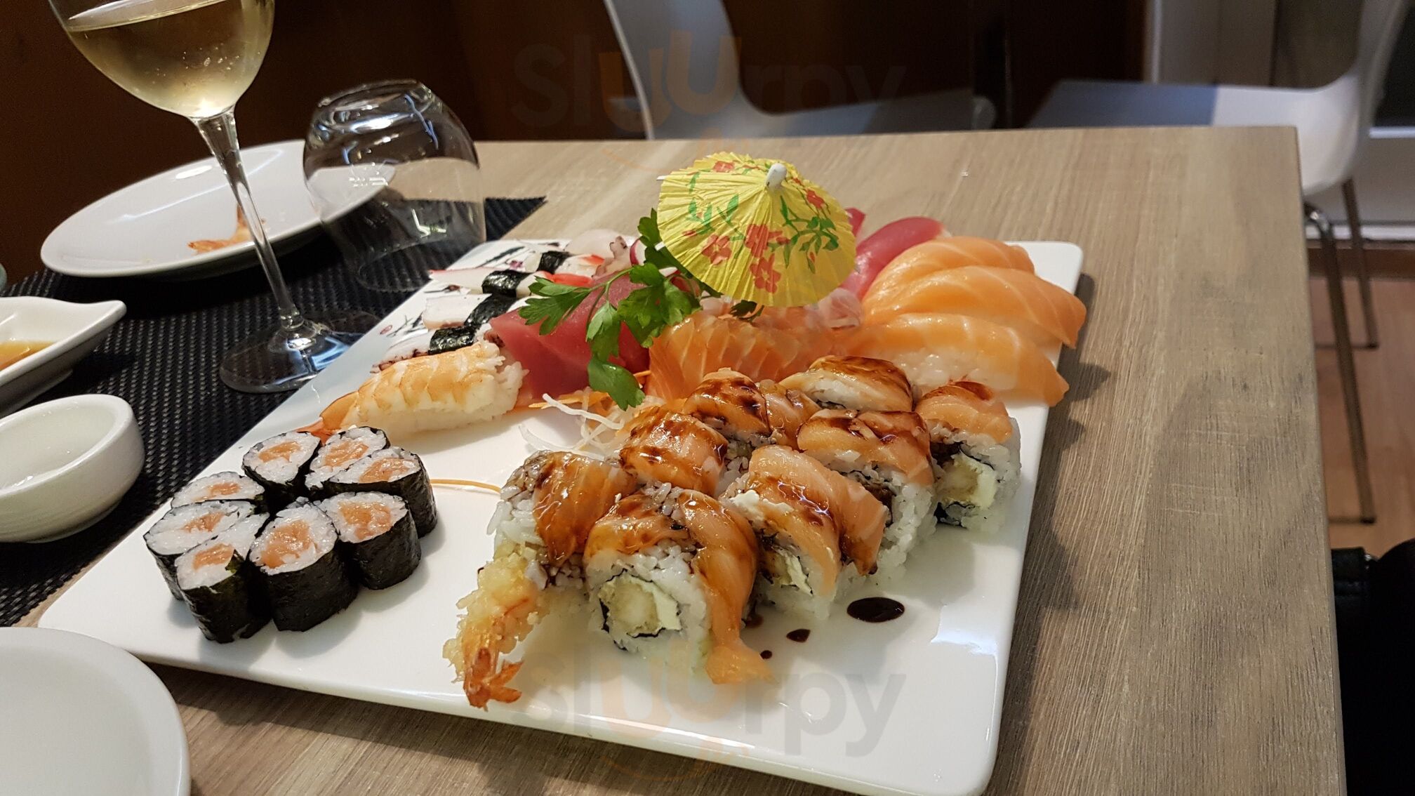 Foto di Hanami Japanese Restaurant - 6/10