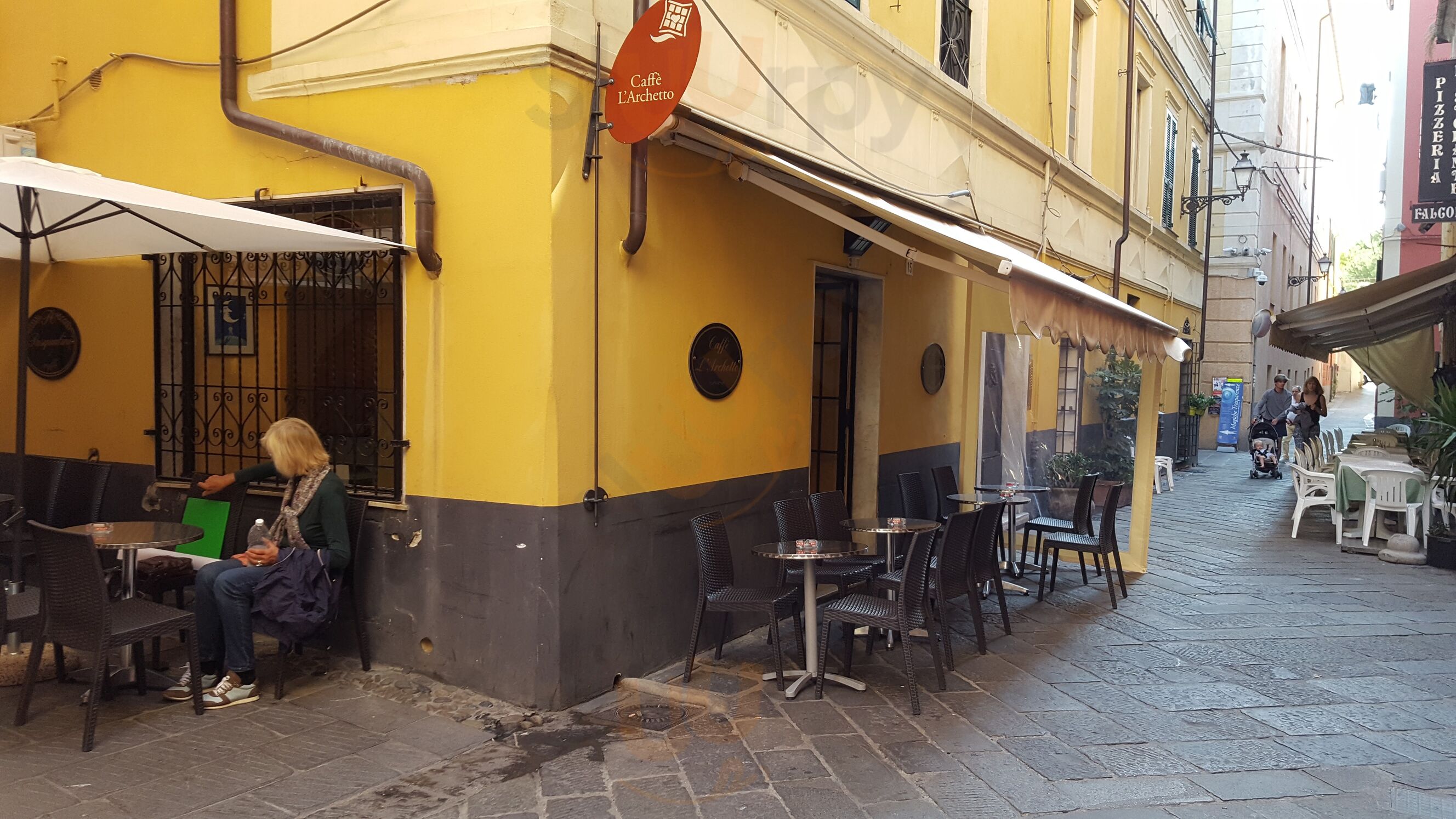 Foto 10 di Caffè L'archetto - Albenga