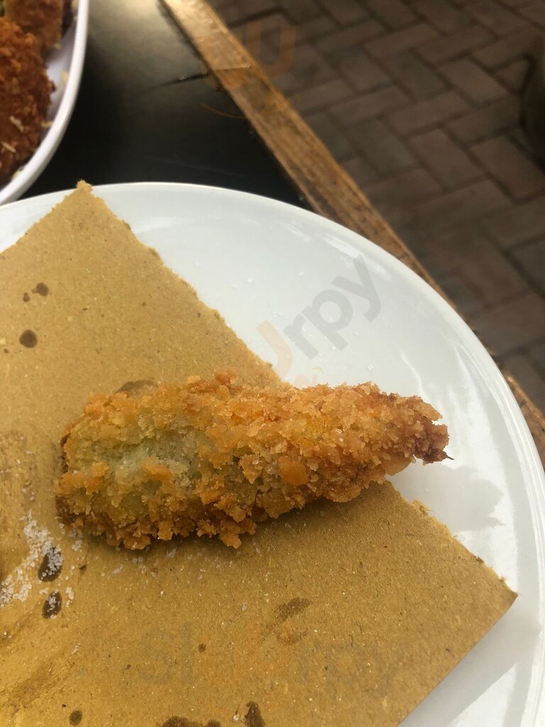 Foto di Da Charlie Pizzeria - 6/10