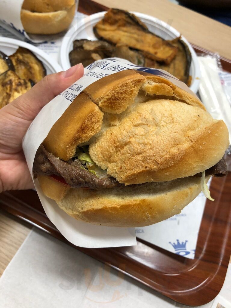 Foto di Gastronomia E Paninoteca Loi - 7/8