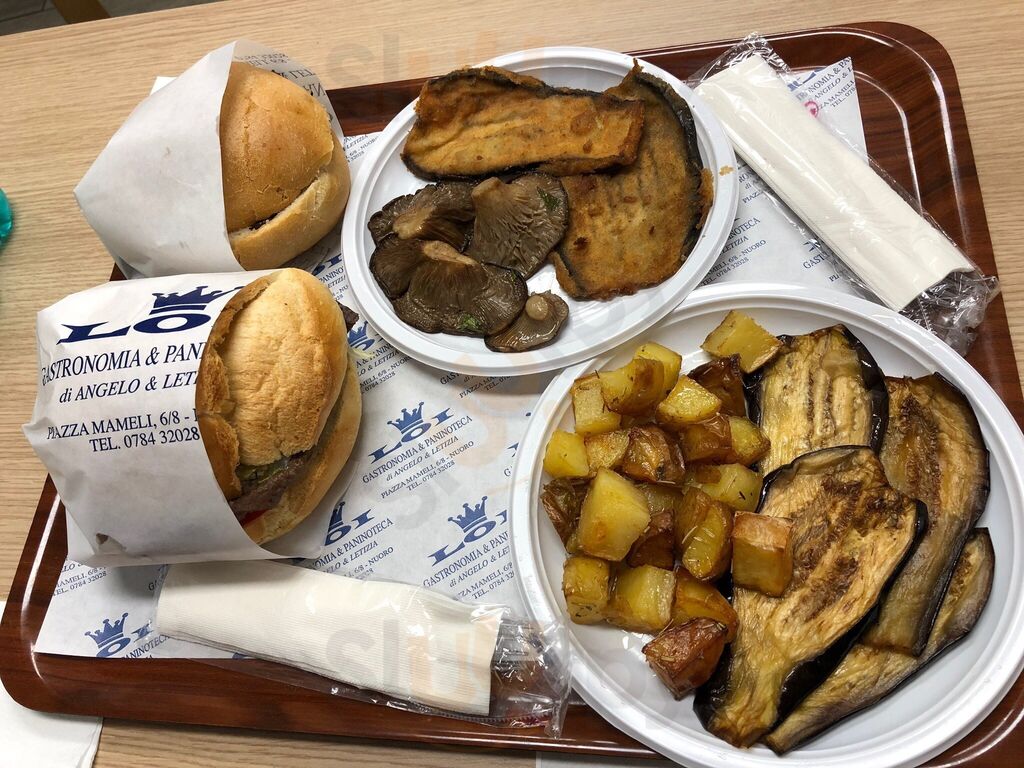 Foto di Gastronomia E Paninoteca Loi - 6/8