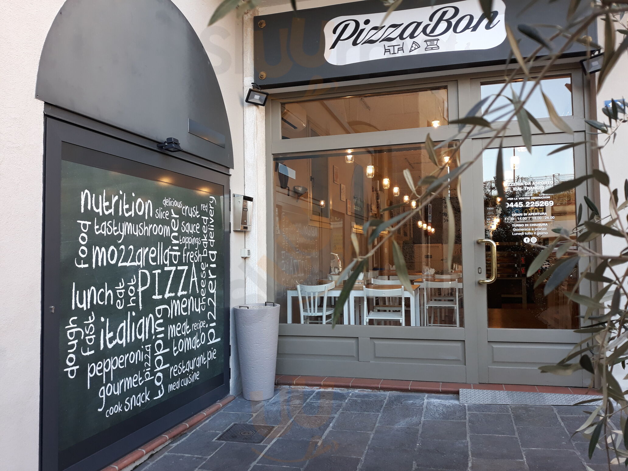 Foto 9 di Pizza Bon - Schio