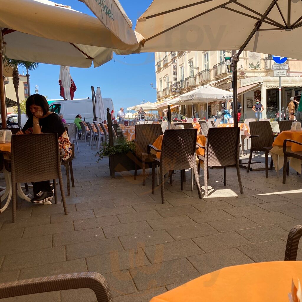 Foto di Pasticceria Gelateria Raffaele - 6/10