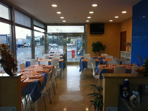 Foto di Caffeteria Munzoneo/al 19 Munzone - 6/10