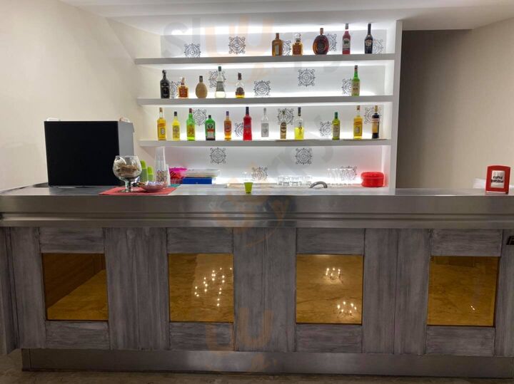 Foto di Ristorante Grotta Rossa Balera - 8/10