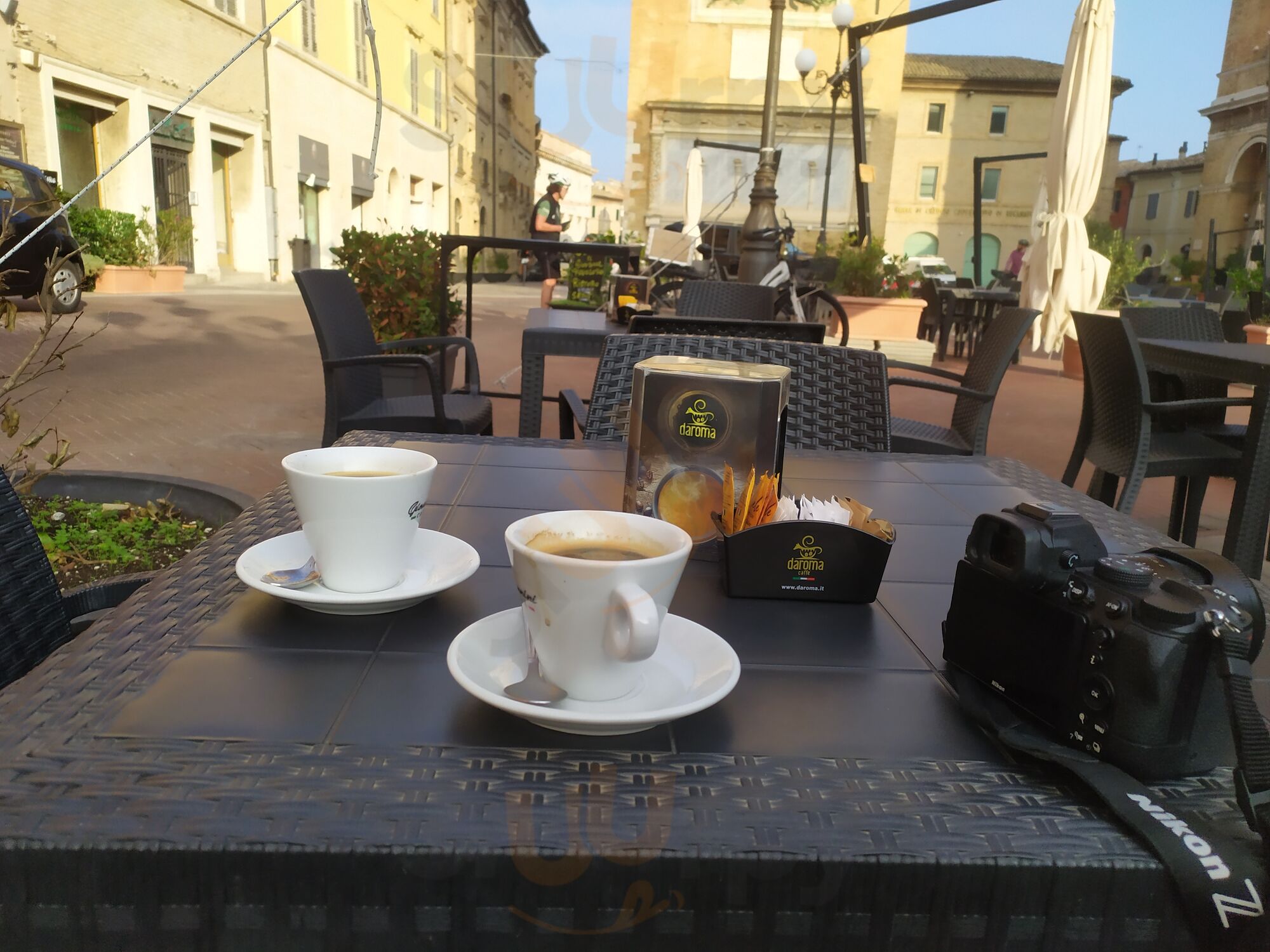 Foto 7 di Caffe Piazza Leopardi - Recanati