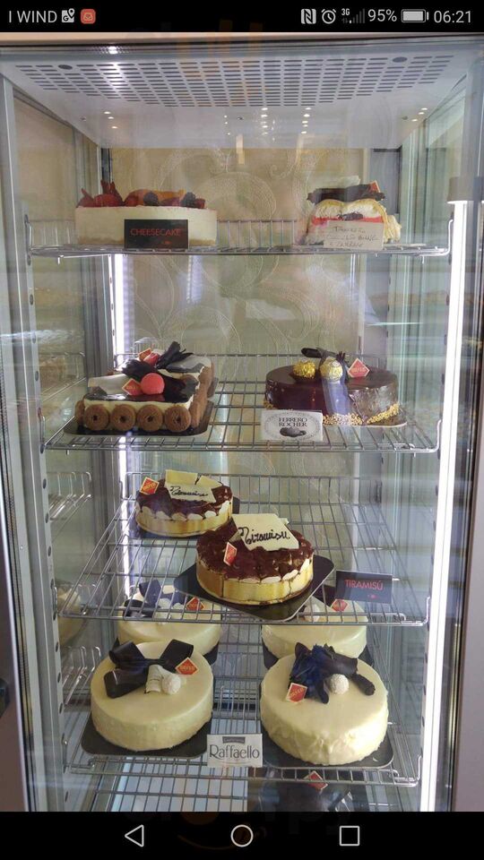 Foto 10 di Bar Orfeo Pasticceria - Modugno