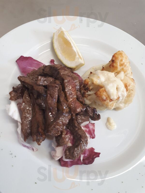 Foto di Bar Trattoria La Salsiccia - 8/10