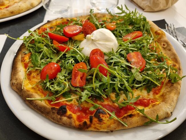 Foto 10 di Pizzeria D'asporto "made In Sud" - Cameri