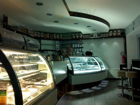 Foto 7 di Bar Alla Piazza - Dro