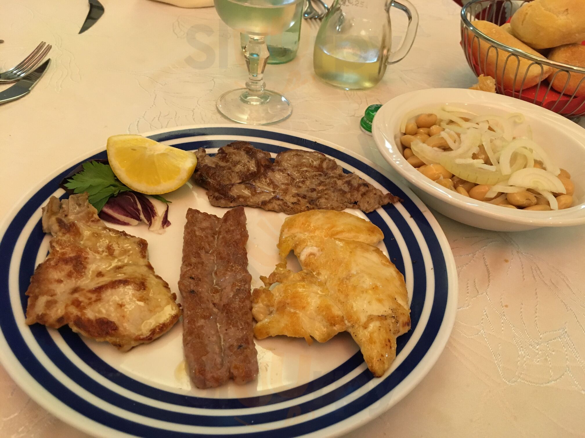 Foto di Ristorante Pizzeria Tre Pini - 5/6