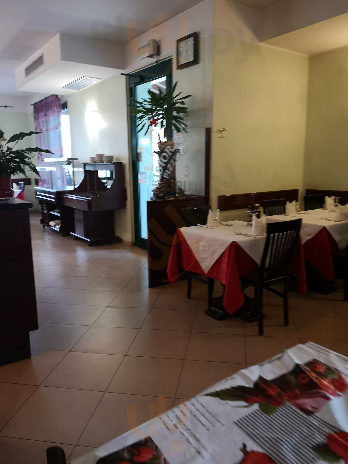 Foto di Ristorante Pizzeria Tre Pini - 2/6