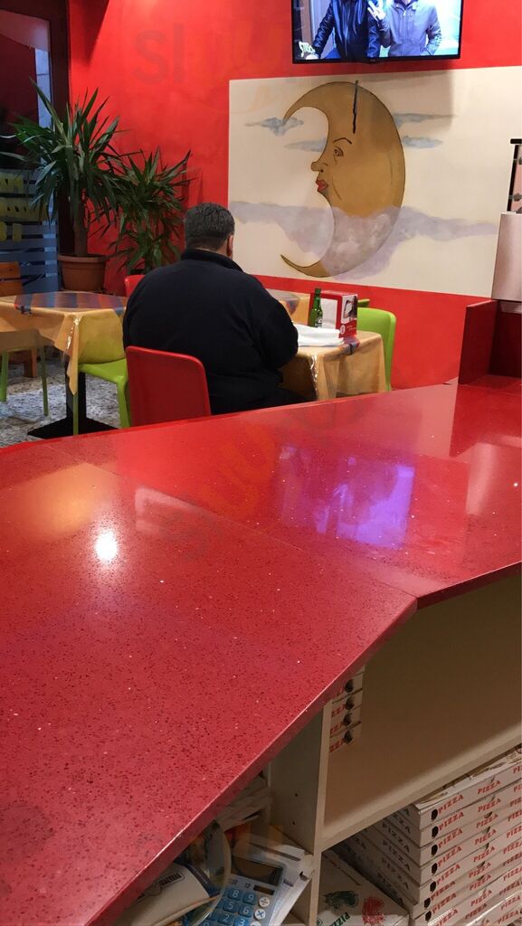 Foto di Pizzeria Luna - 8/10