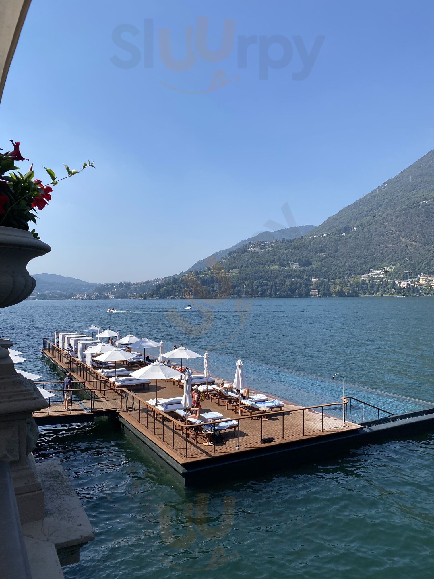 Foto 8 di Co.mo Bar & Bistrot - Blevio