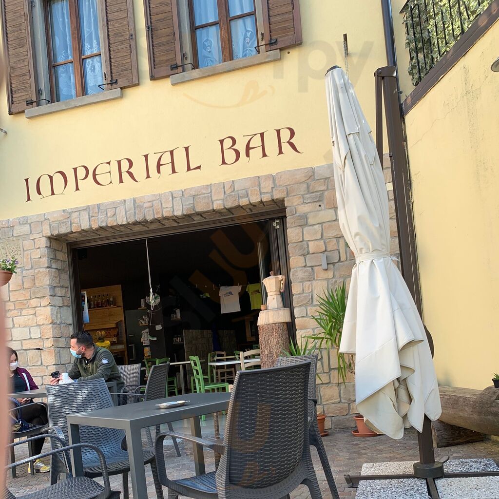 Foto di Bar Imperial - 7/10