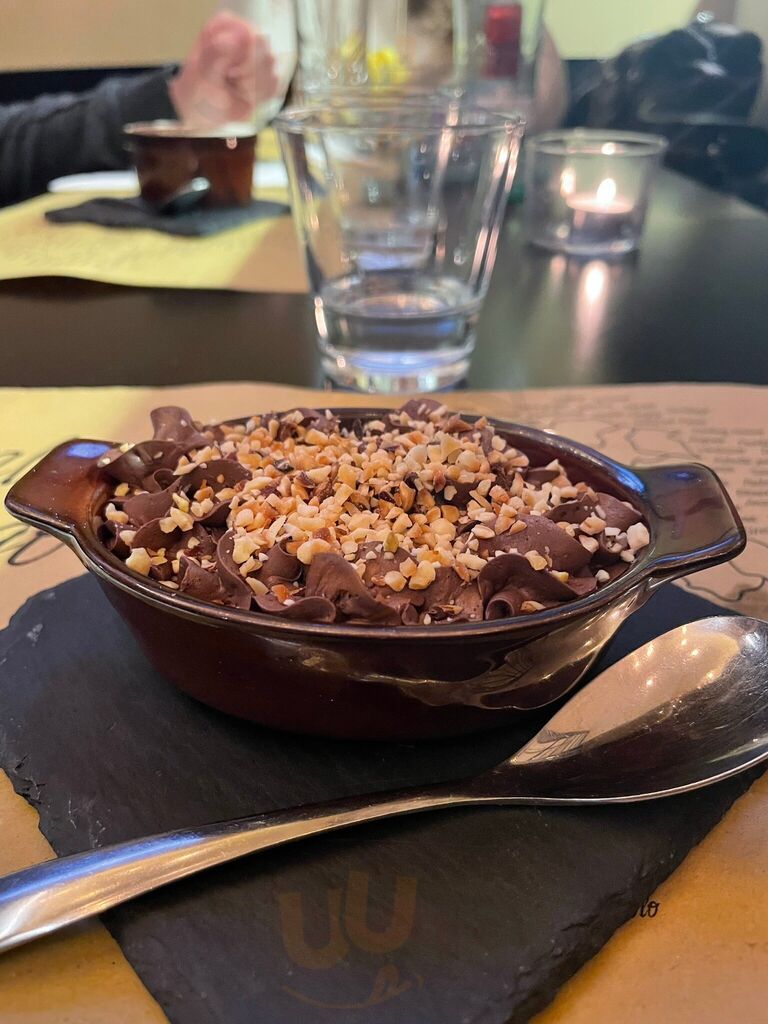 Foto di Hambroeus - Prosciutteria Con Cantina E Piccola Cucina - 6/10