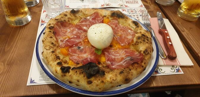 Foto di Pizzium - Via Vigevano - 7/10