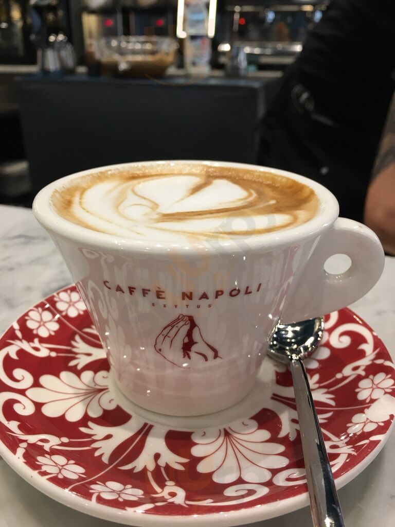 Foto 10 di Caffè Napoli - Milano