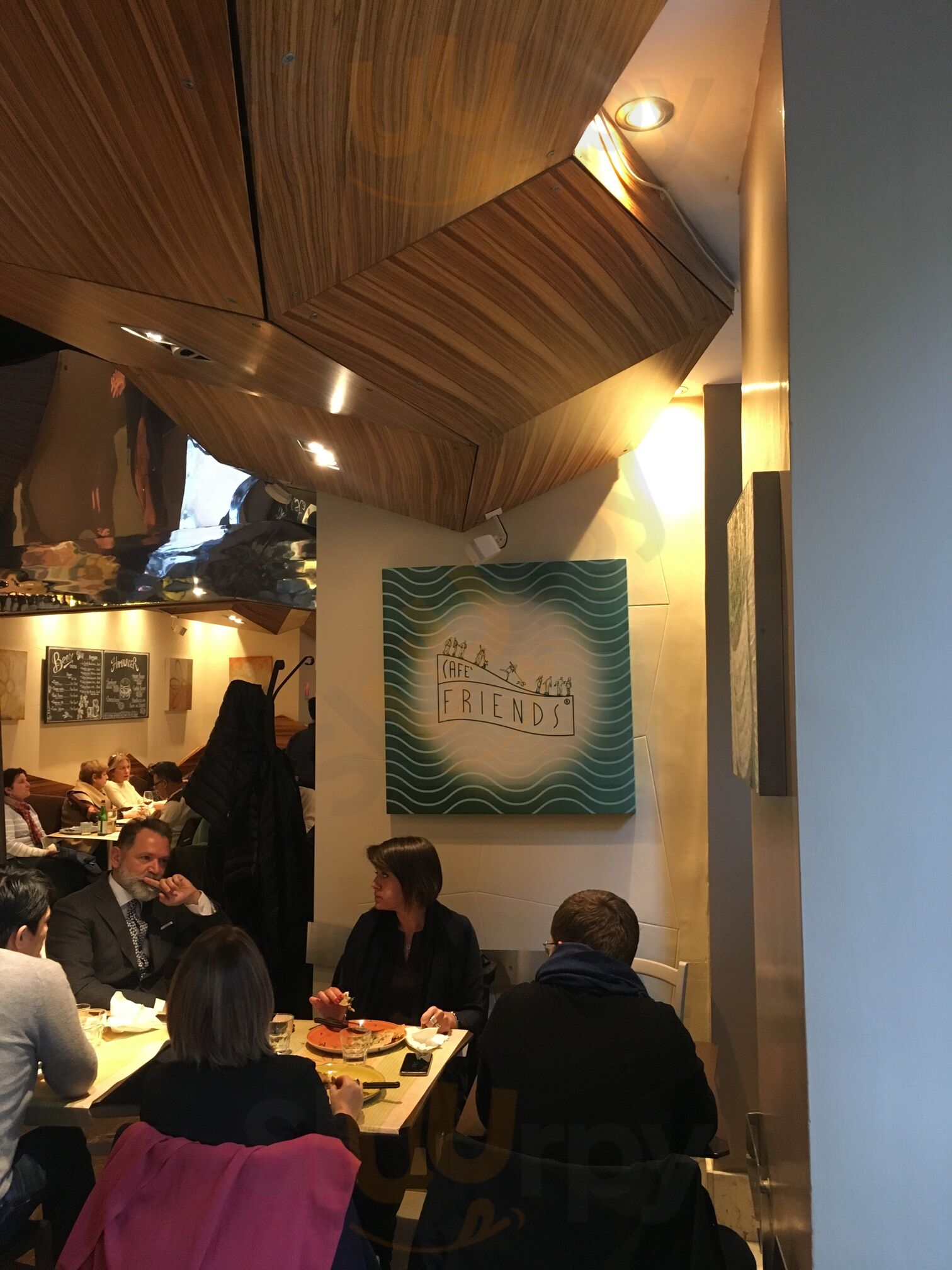 Foto di Cafe Friends - 6/10