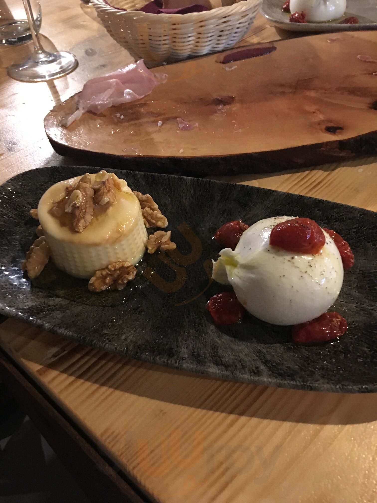 Foto di Enoteca Serafino - 9/10