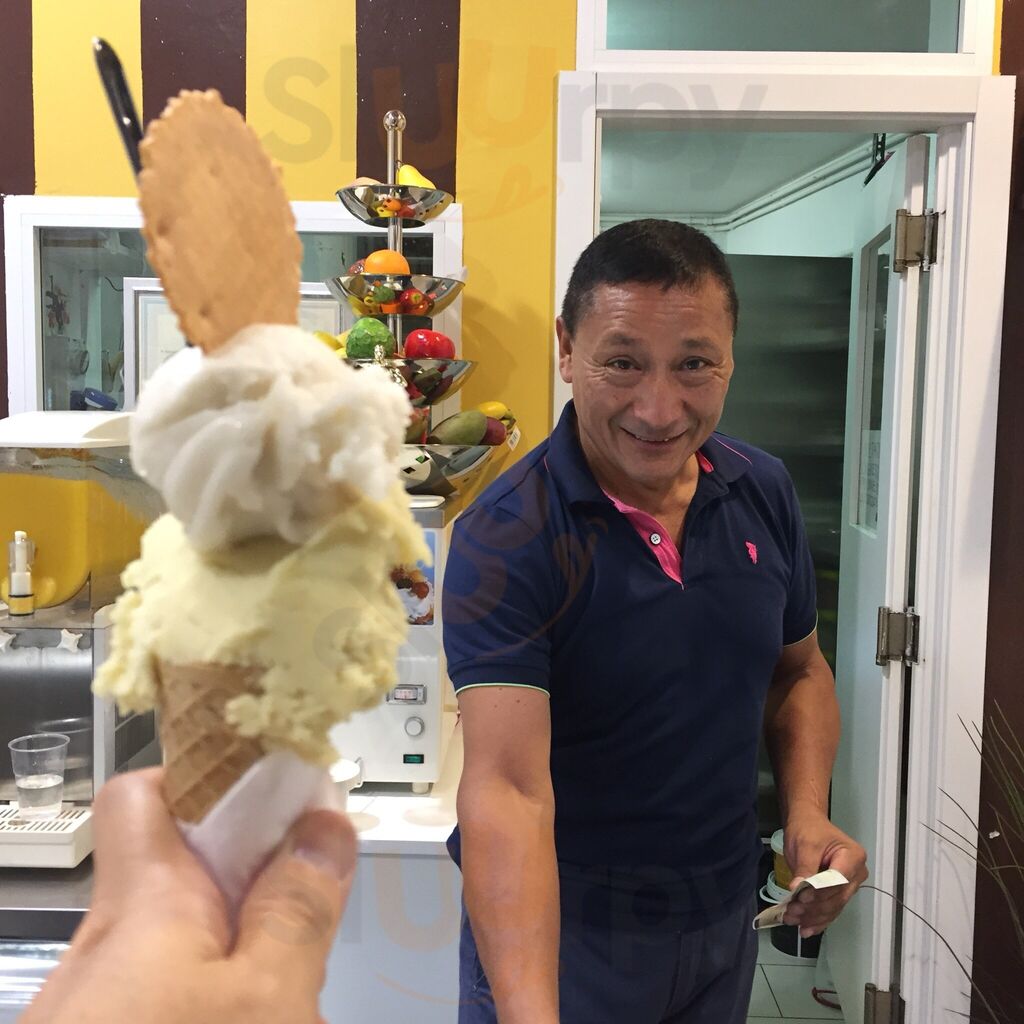 Foto di Gelateria Mango Esotico - 8/10