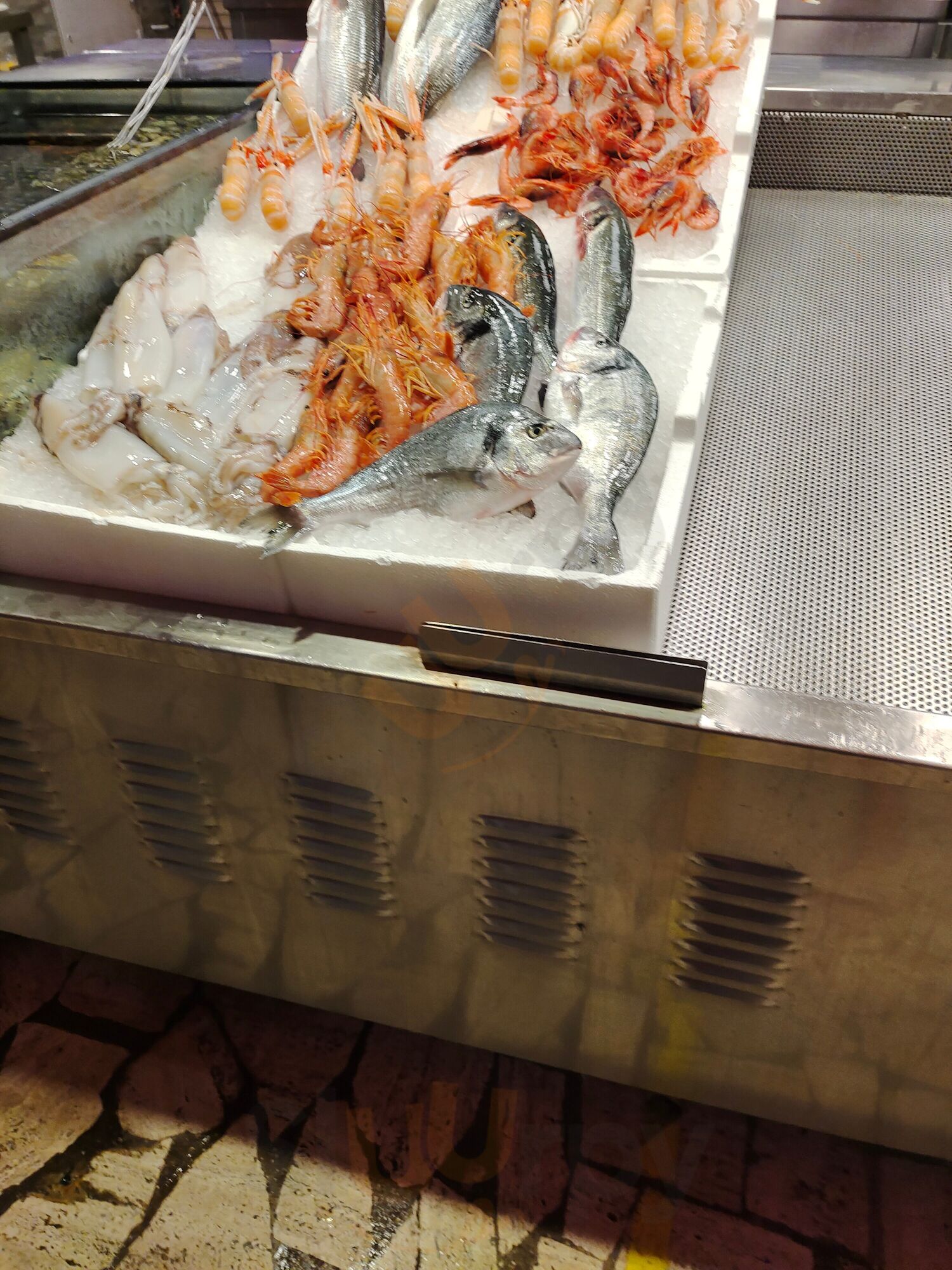 Foto di Pescheria E Ristorante Fratelli Maresca - 8/10