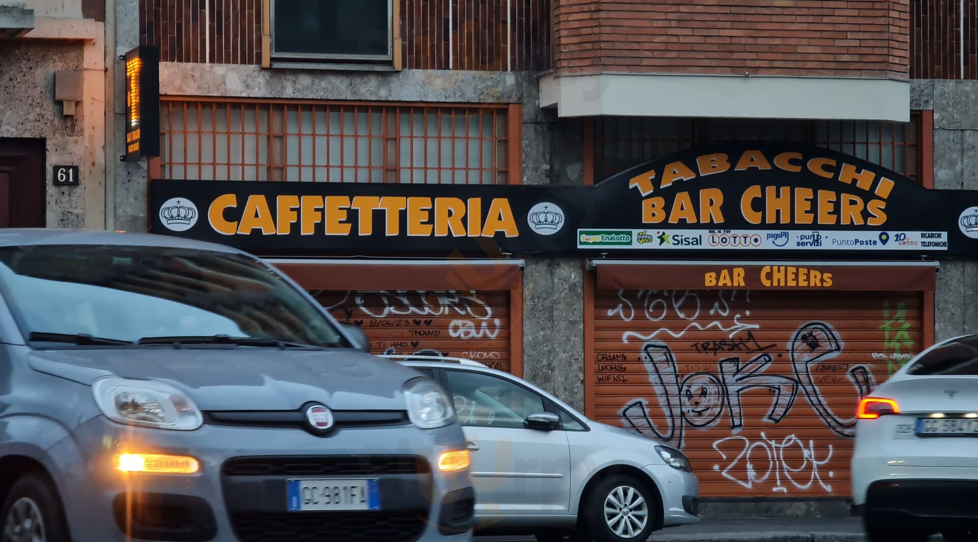 Bar Cheers, Milano