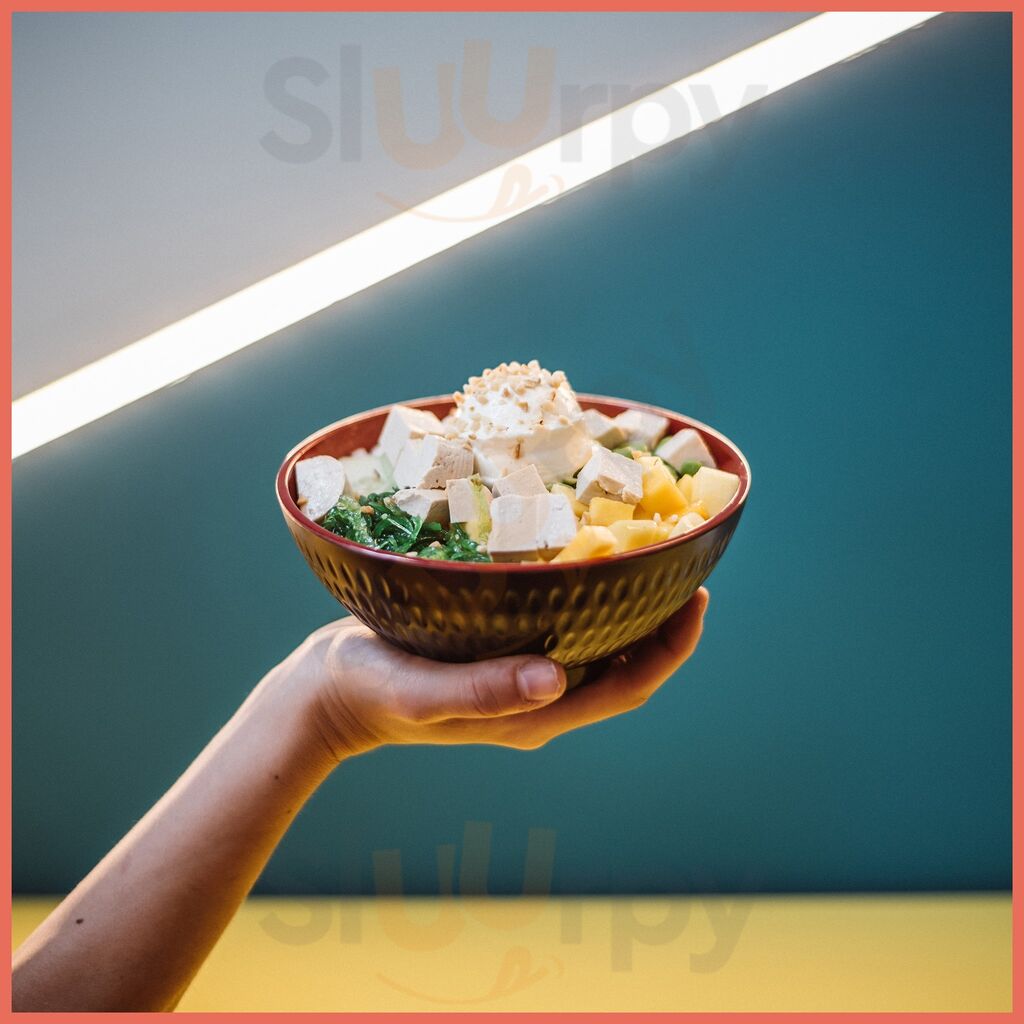 Foto 7 di Off The Poke - Milano