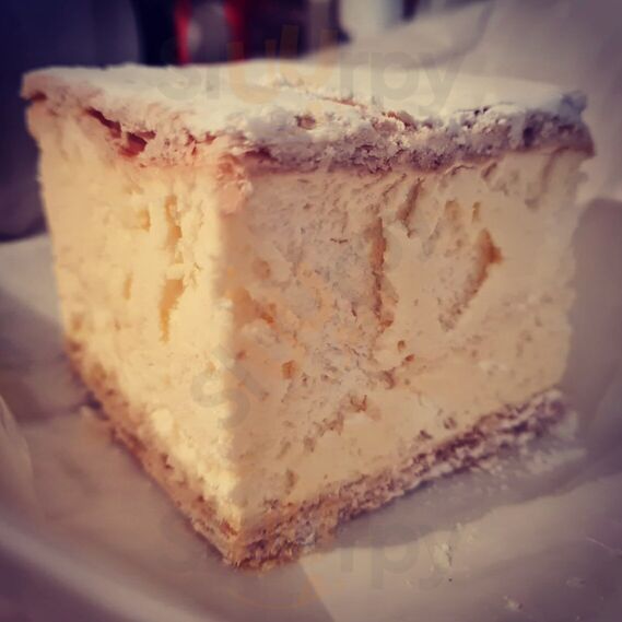 Foto di Pasticceria Sorelle Cerbara - 7/8