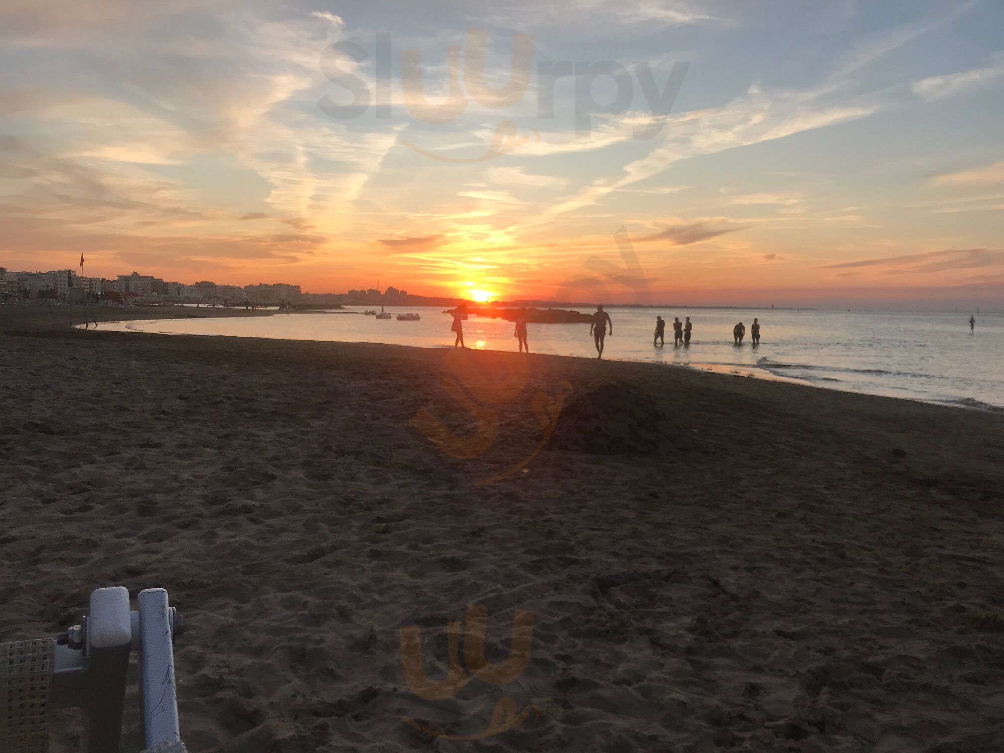 Foto 8 di Tinharè Beachbar - Cattolica