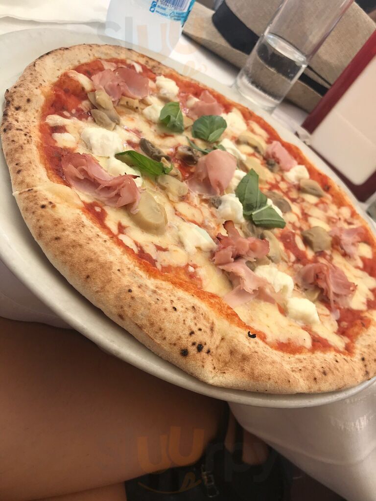 Foto 8 di Caffè San Ferdinando - Napoli