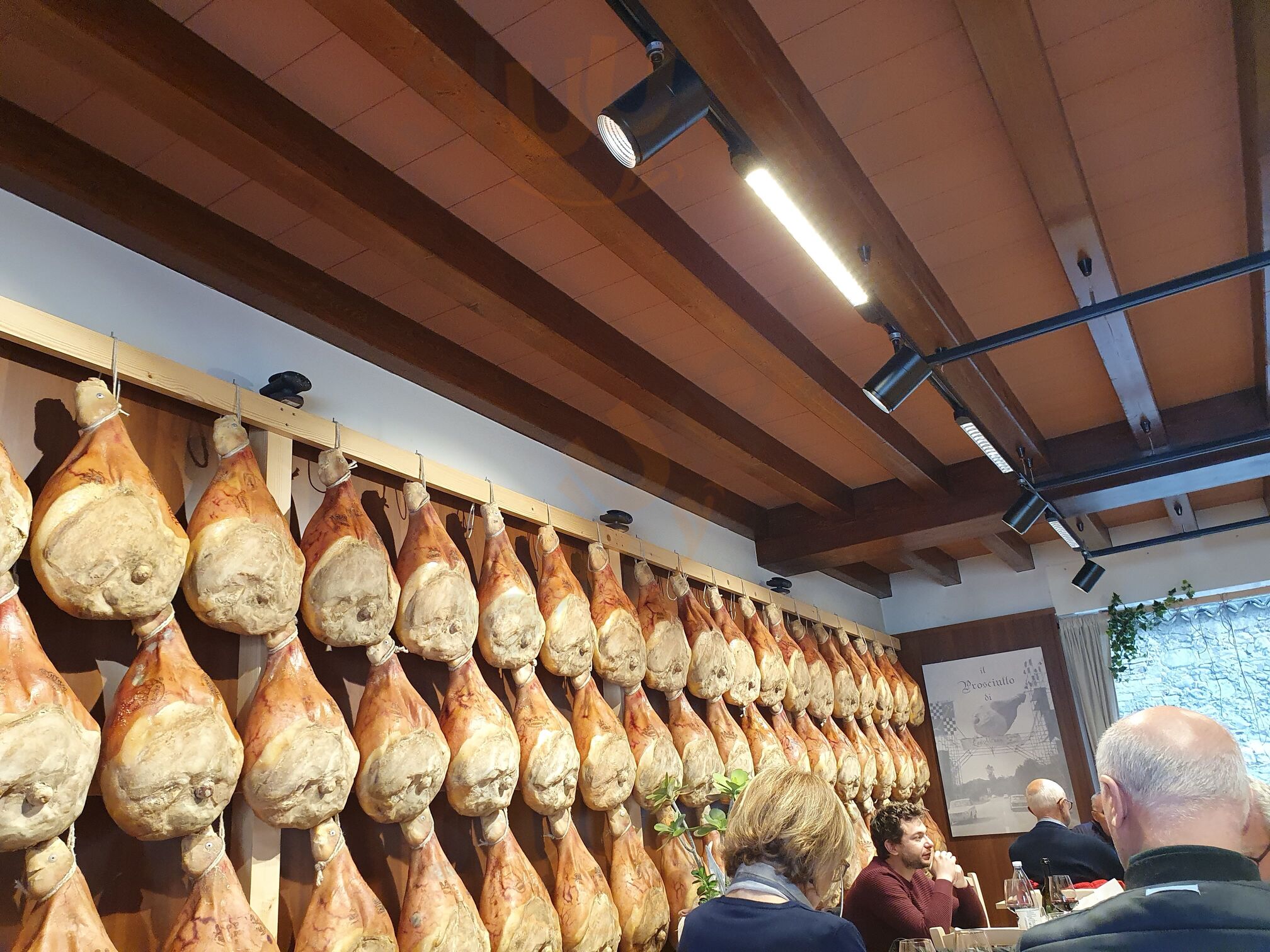 Foto di Salumeria Ugolotti - 9/10