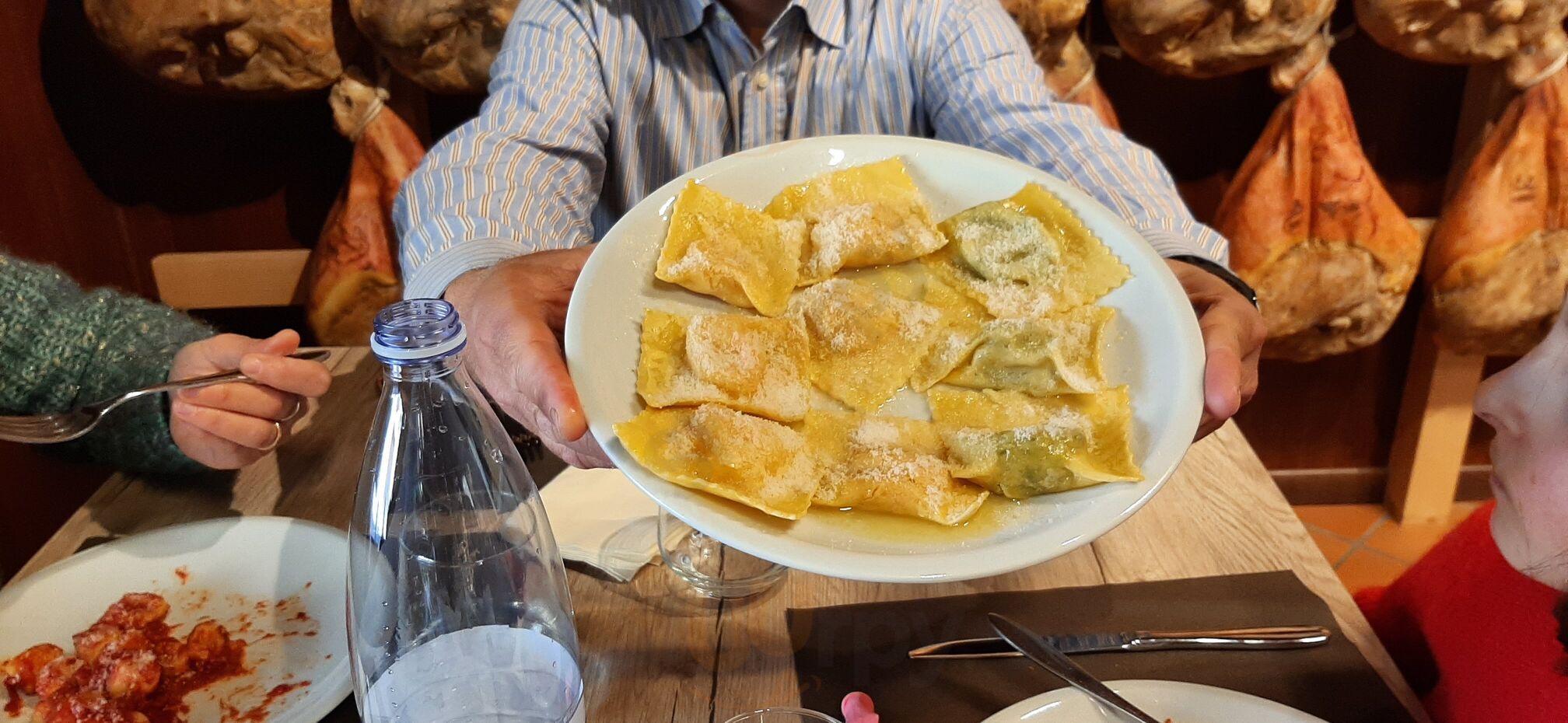 Foto di Salumeria Ugolotti - 7/10