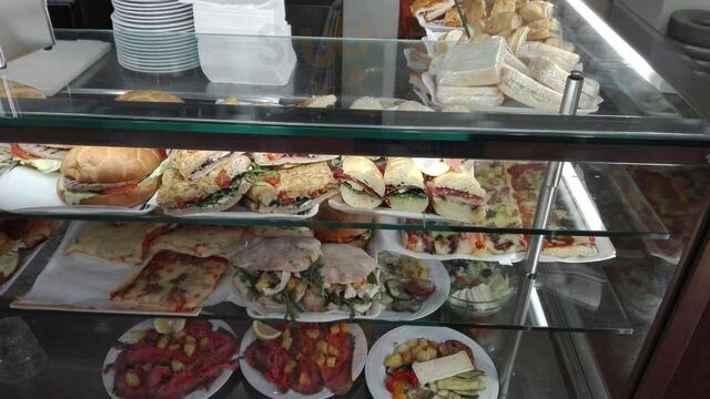 Foto 6 di Bar Farini 21 - Bologna