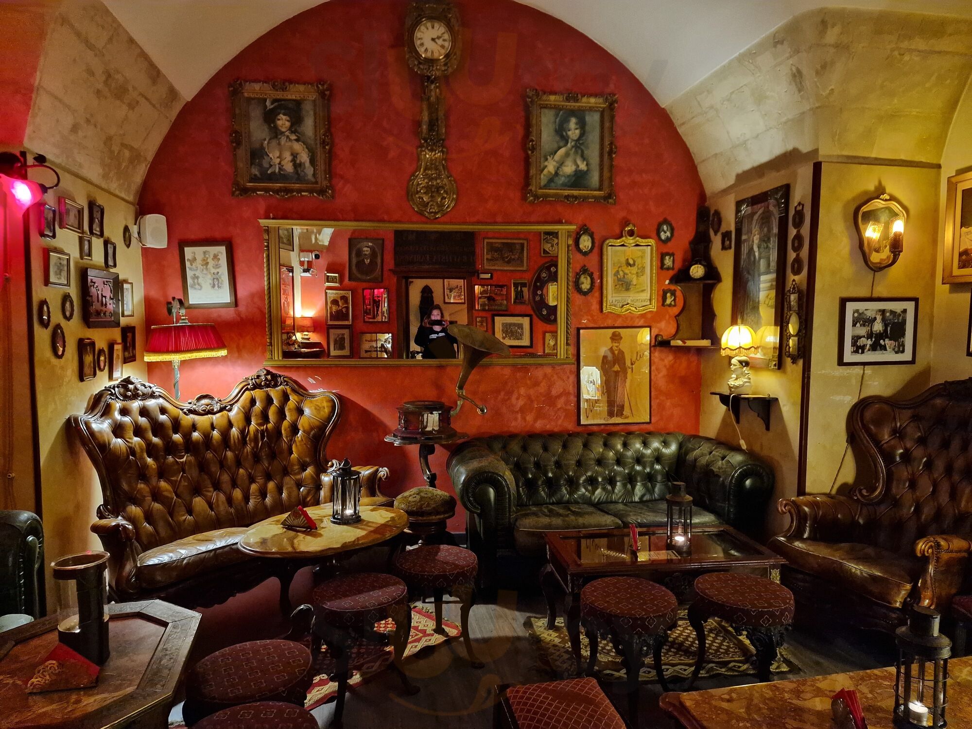 Foto 9 di Saloon Keeper 1933 - Lecce