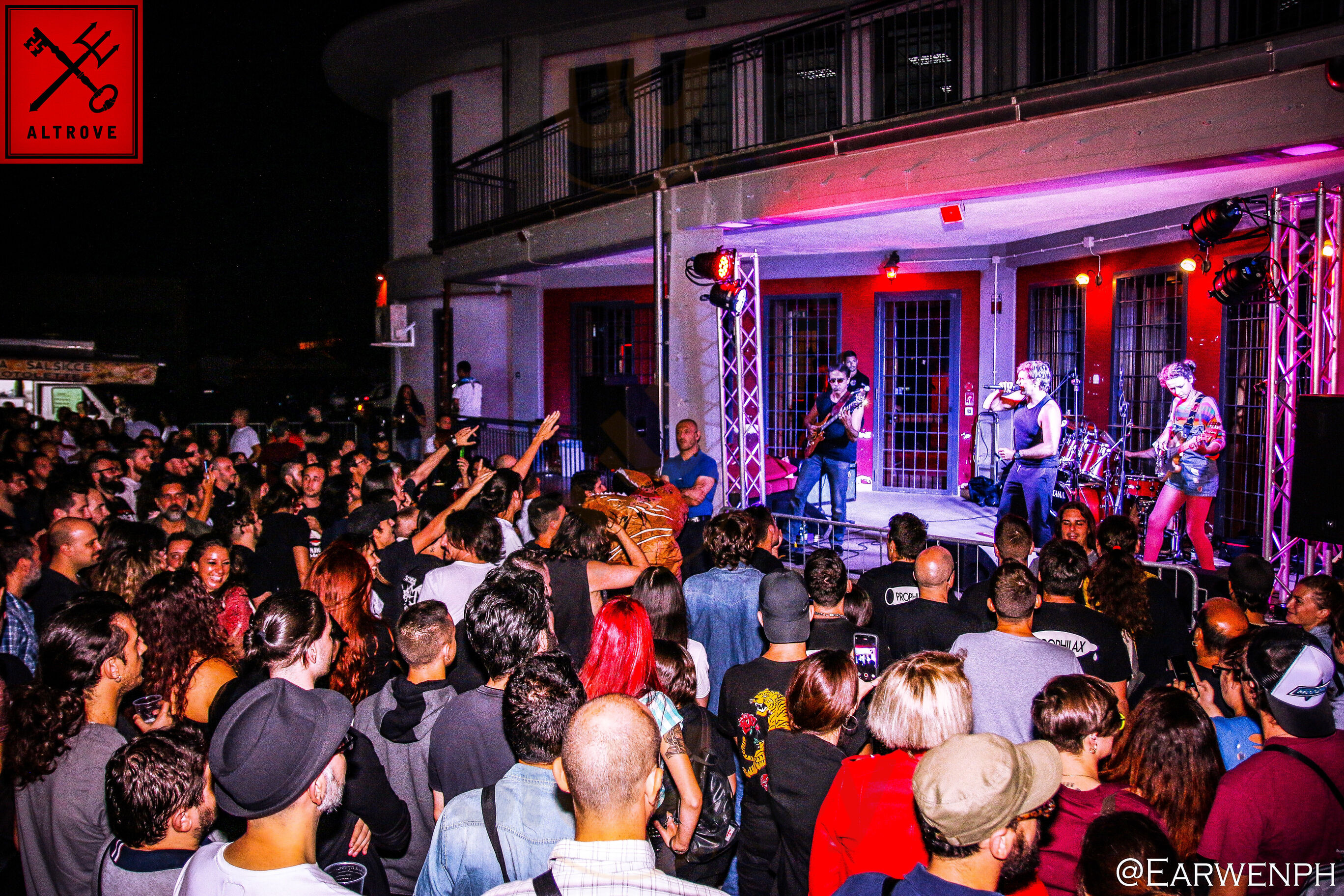 Foto 7 di Altrove Pub - Pomezia