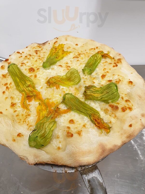 Foto di Sforn E Mang Pizzeria E Rosticceria - 10/10