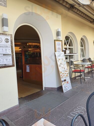 Foto 10 di Central Café - Egna