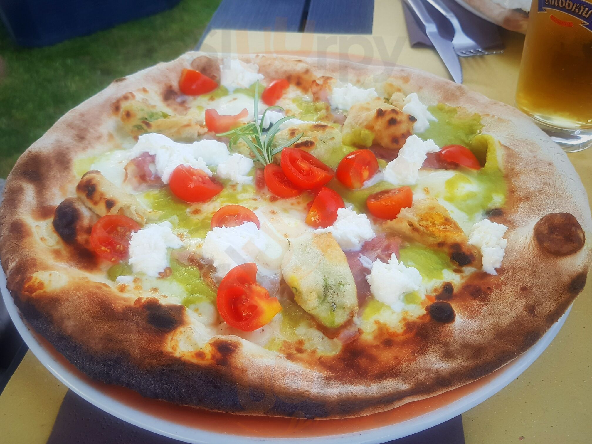 Foto 3 di Pizzeria Cascina Manzo