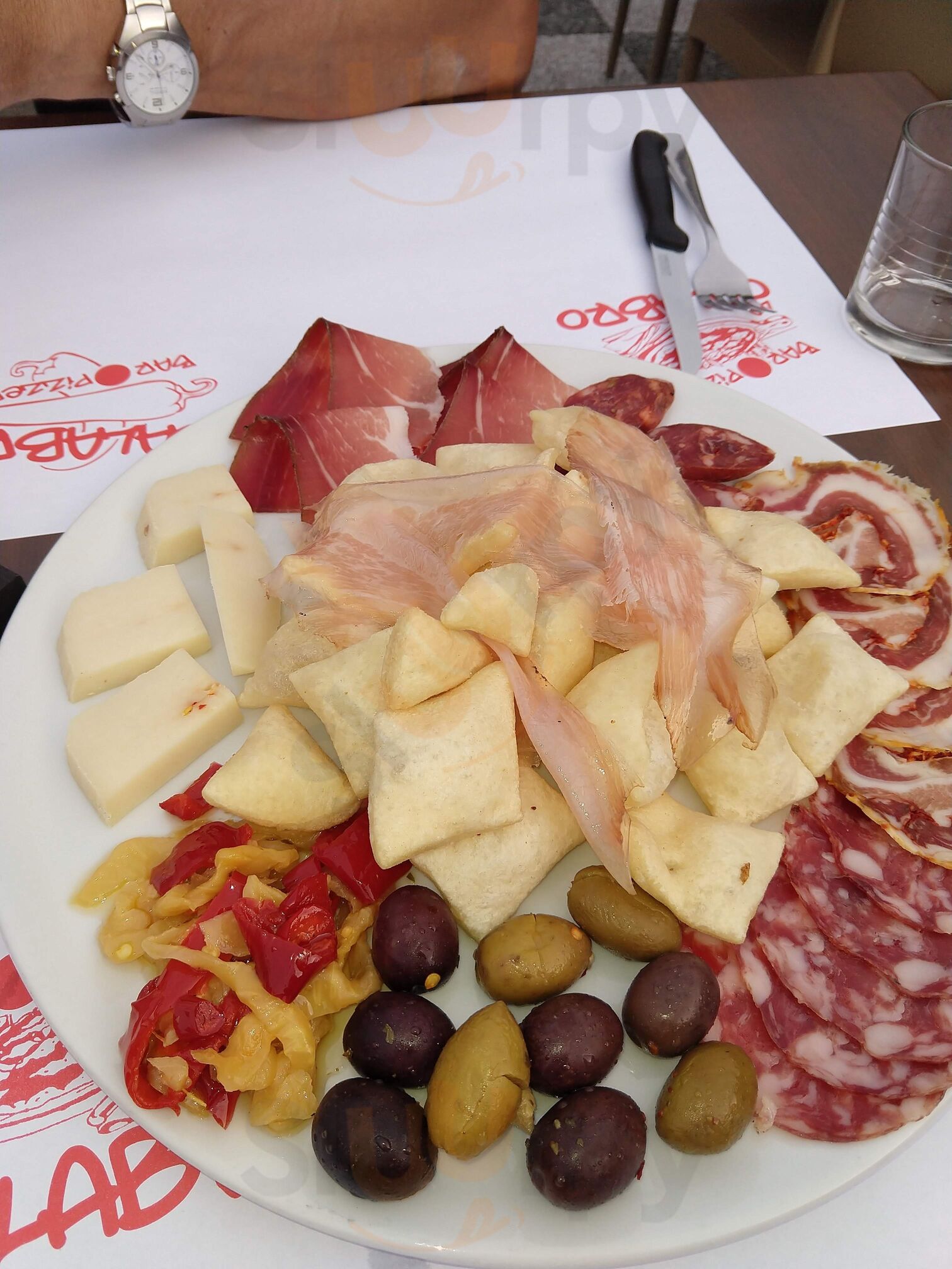 Foto 3 di Pizzeria La Calabro