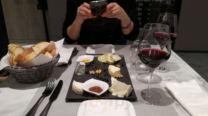 Foto 8 di La Cave A Fromage - Modena