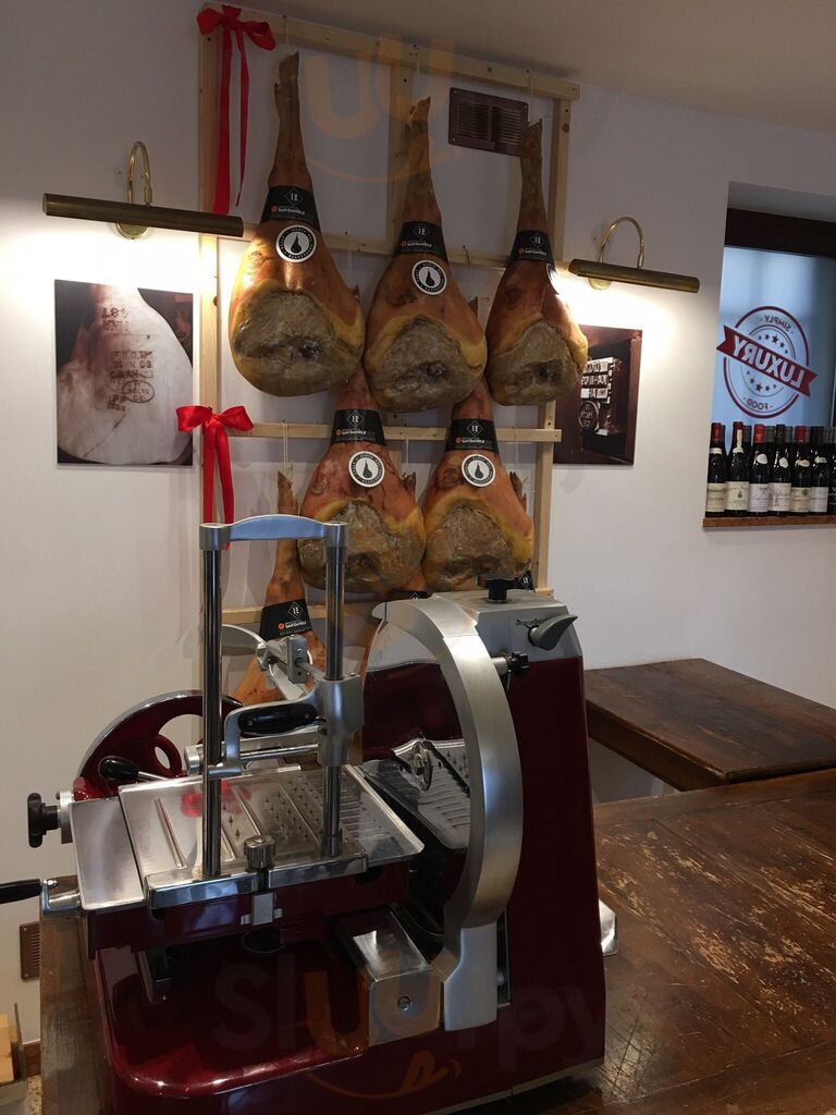 Foto di Prosciutteria Ie Grado - 10/10