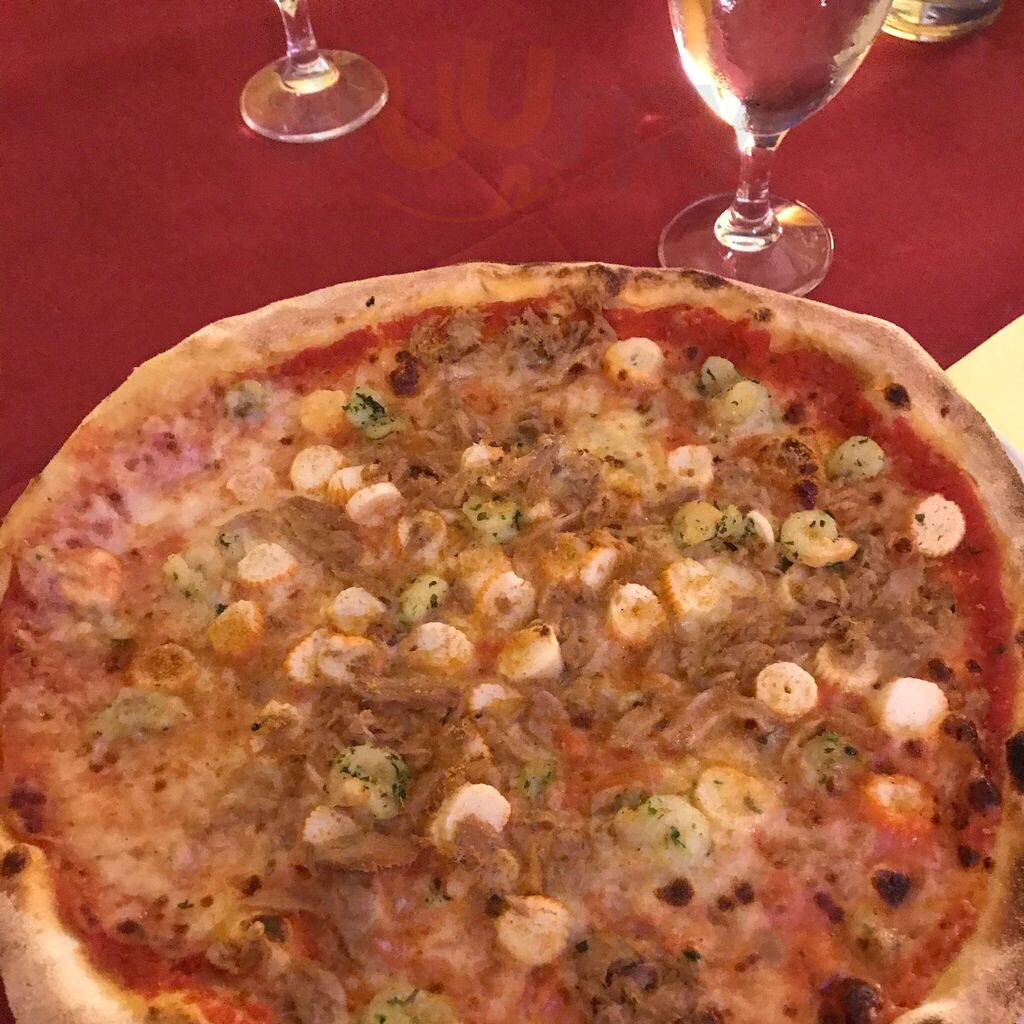 Foto di Pizzeria Medioevo Monserrato - 6/9
